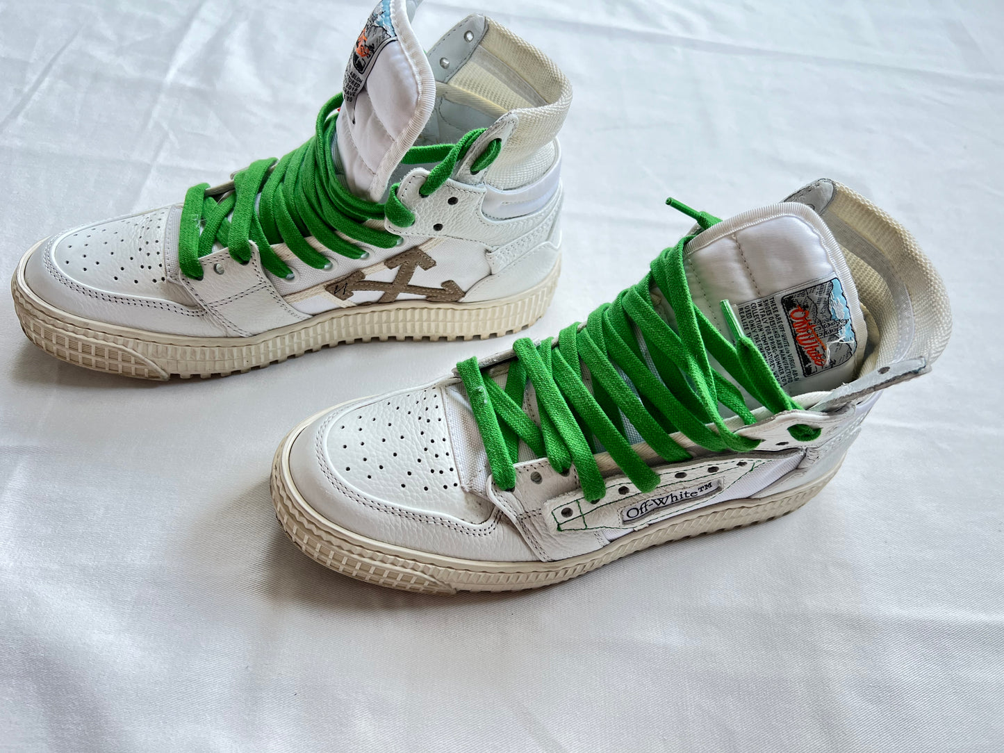 Off- White leather trainers 37